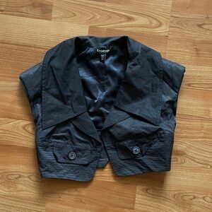 Bebe Sleeveless Cropped Charcoal Gray Vest